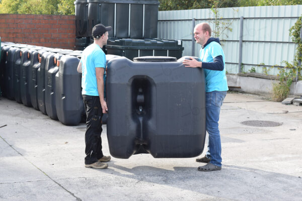 regenwatertank ondergronds rechthoekig in kunststof van 1000 liter