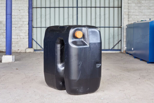 Ondergrondse rechthoekige watertank in kunststof van 1000 liter