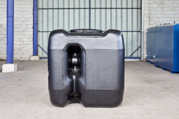 Ondergrondse rechthoekige watertank in kunststof van 1000 liter