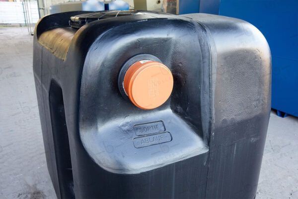 Ondergrondse rechthoekige watertank in kunststof van 1000 liter