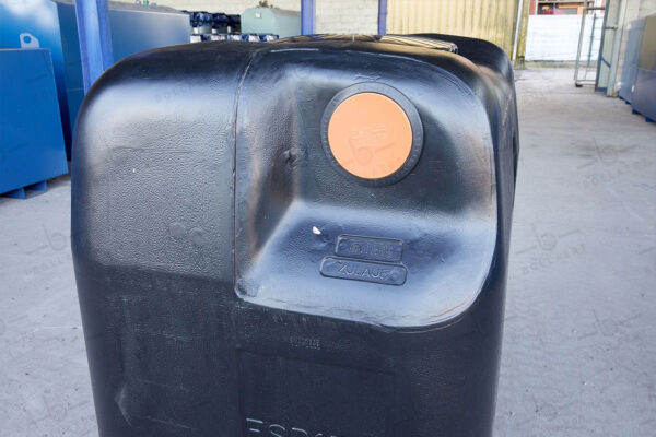 Ondergrondse rechthoekige watertank in kunststof van 1000 liter