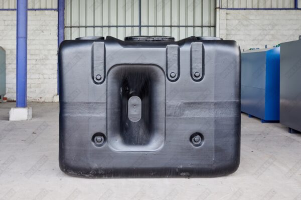 Ondergrondse rechthoekige watertank in kunststof van 1500 liter