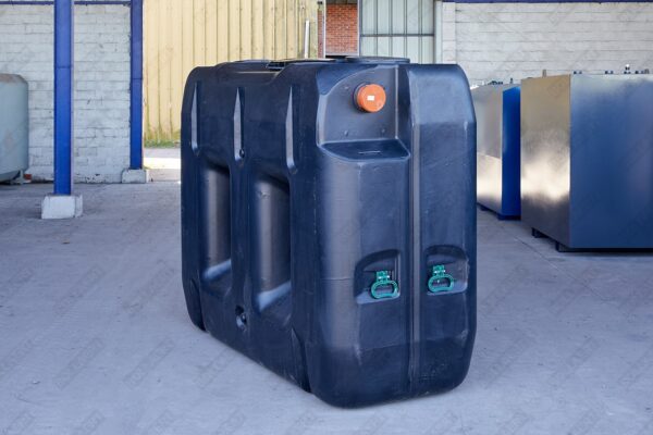 Bovengrondse septic tank kunststof van 2000 liter