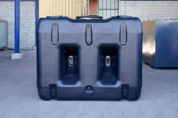 Bovengrondse septic tank kunststof van 2000 liter