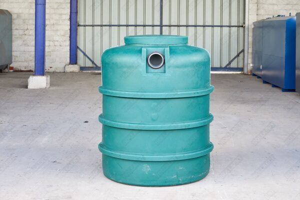 Ondergrondse ronde septic tank in kunststof van 1000 liter