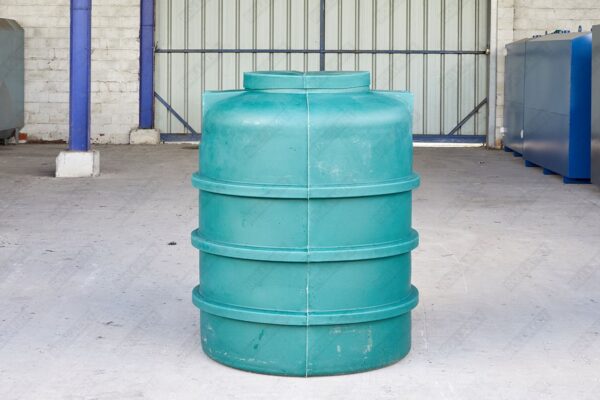 Ondergrondse ronde septic tank in kunststof van 1000 liter