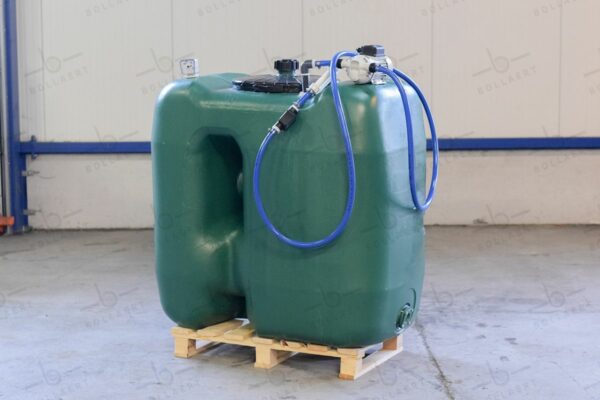 1000 liter tank (kunststof) voor AdBlue® met pomp (220V)