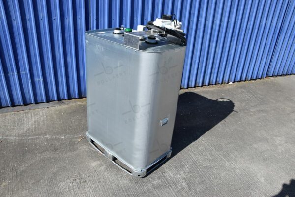 1000 liter tank (verzinkt) voor AdBlue® met pomp (220V)