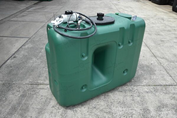 1500 liter tank (kunststof) voor AdBlue® met pomp (220V)