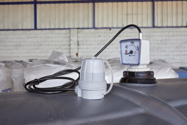 maz-bg-re-pomp-grijs-2000l-be-07.jpg